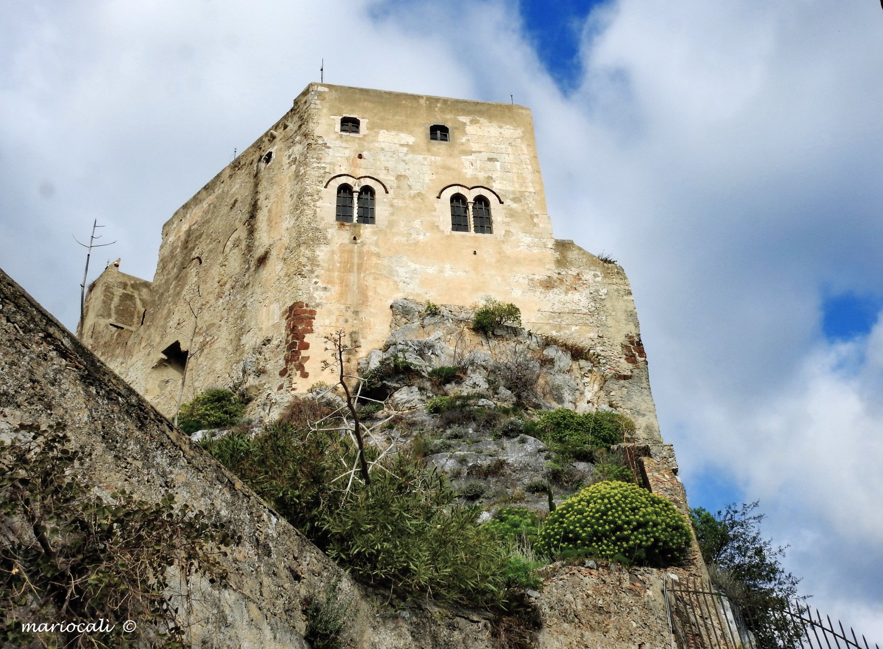 Castello Rufo Ruffo-Numero visite:28976