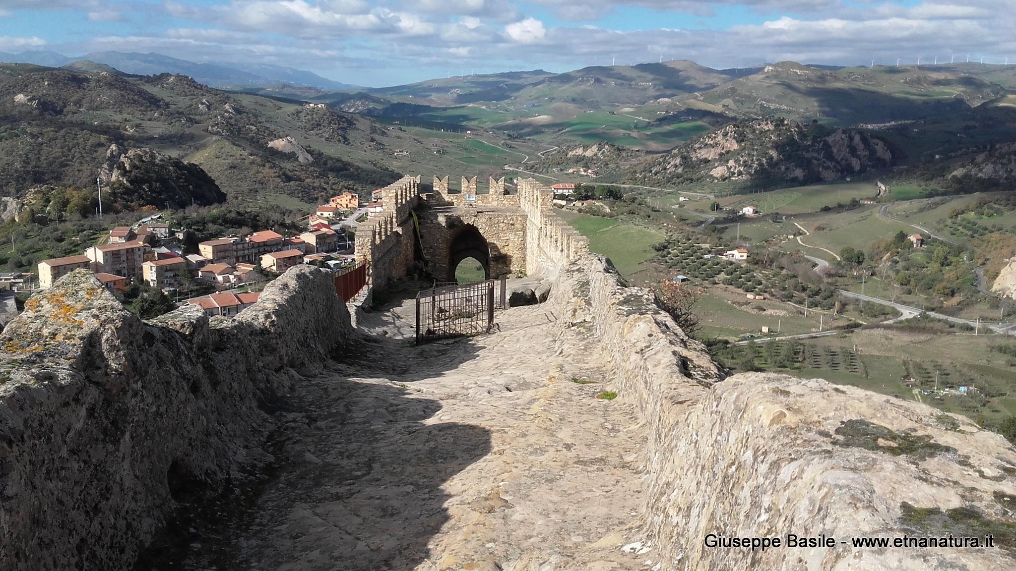 Castello di Sperlinga-Numero visite:31545