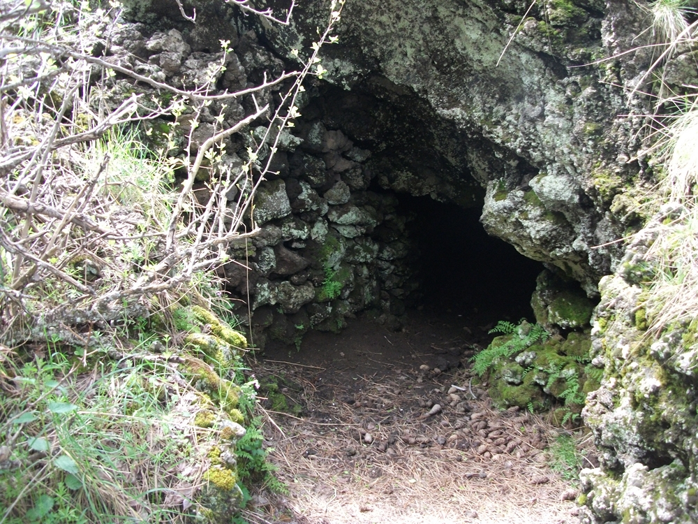 Grotta Gussonea