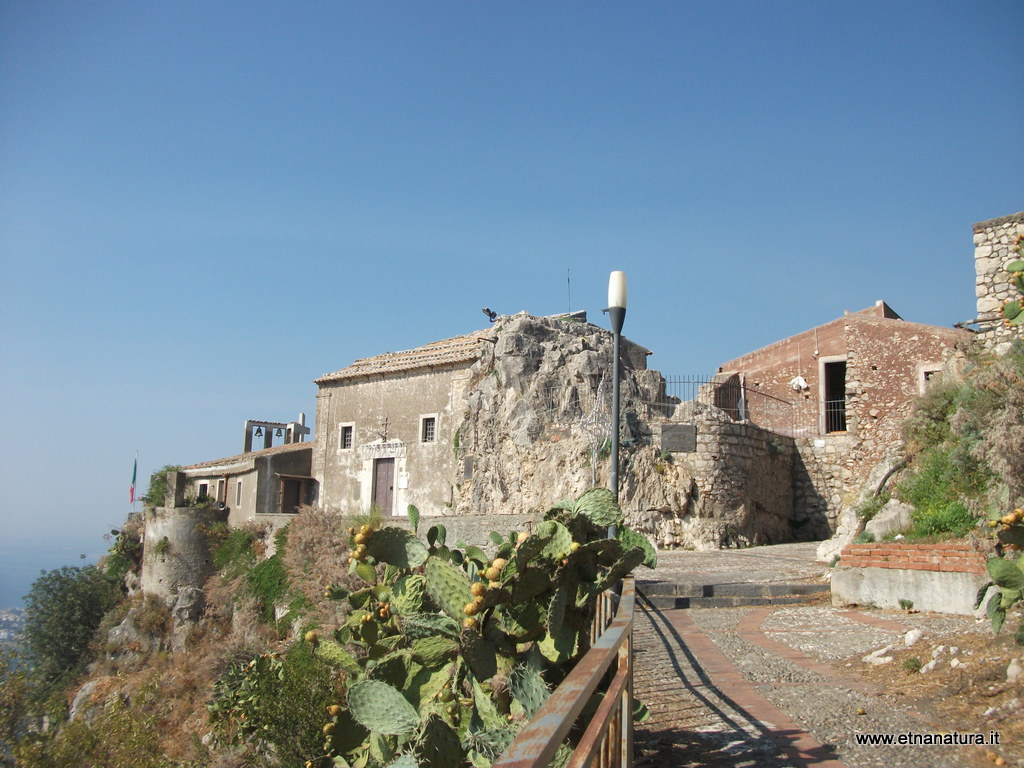 Madonna della Rocca