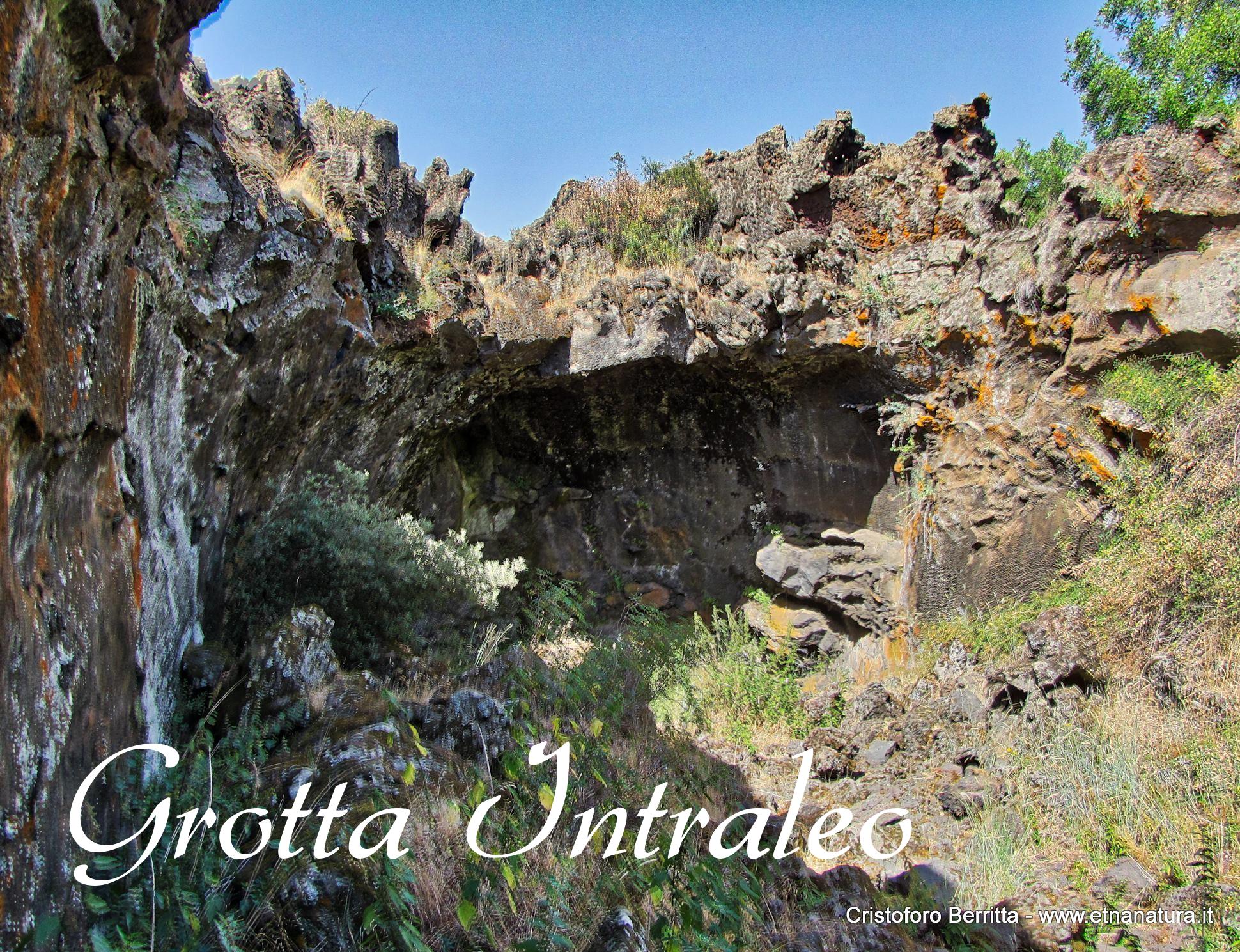 Grotta Intraleo