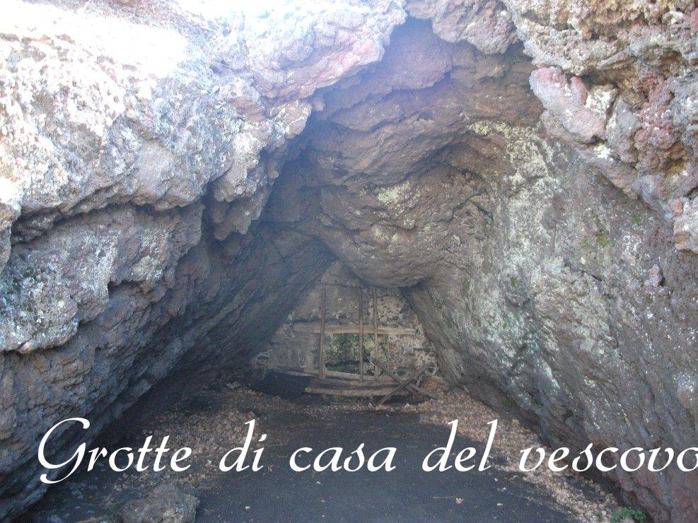 Grotte di casa del vescovo
